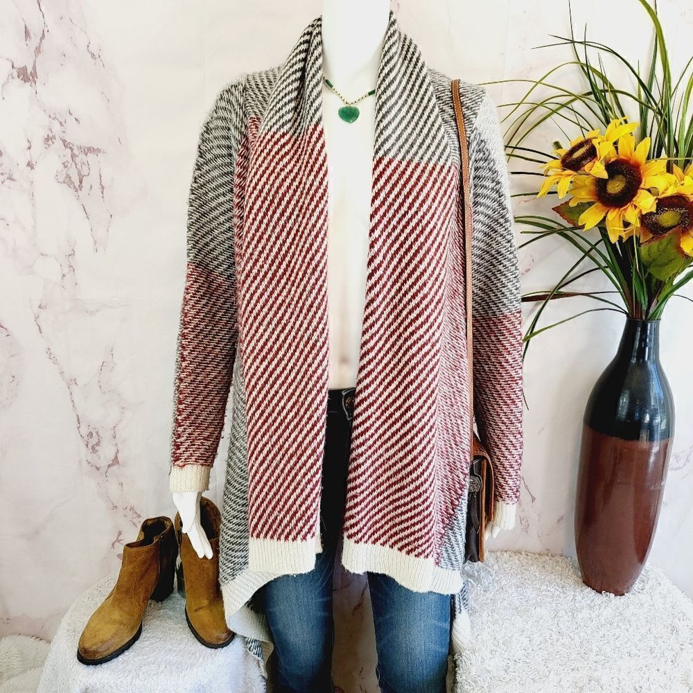 Cotton On warm and cozy kimono style cardigan sweater